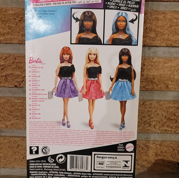 Barbie Day to Night doll - Picture 3 of 3